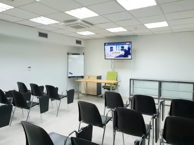 Aithousa seminariou Bizcenter 4 Aithousa seminariou Bizcenter 4